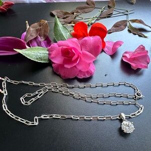 Elegant vintage sterling Silver Necklace with Crystal Pendant